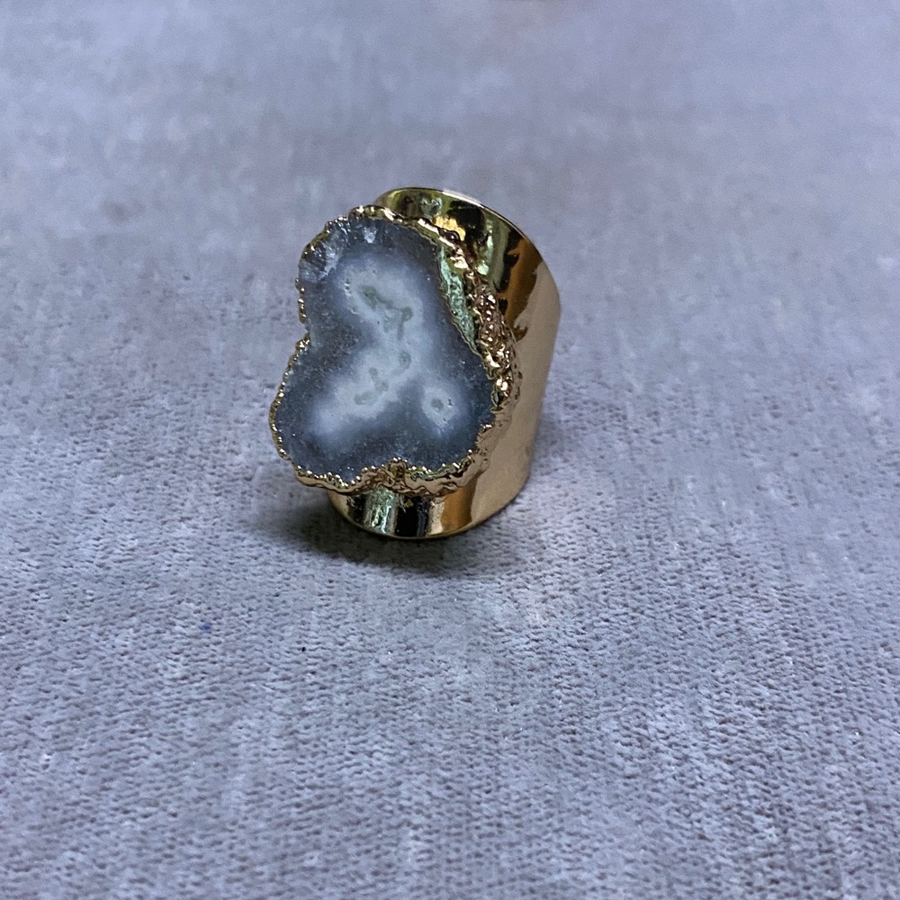 Gold Plated and Dyed Gray Agate Ring